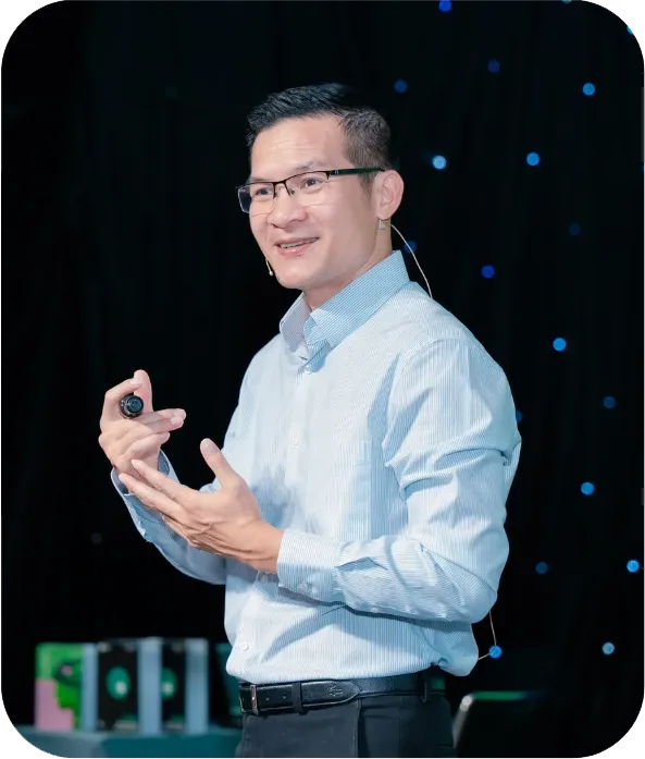 Coach Trần Tiến Công